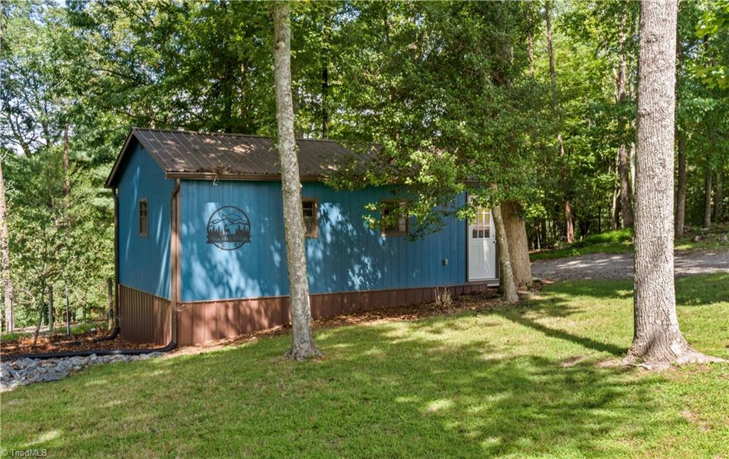 1502 Greenstreet Drive Property Photo 10