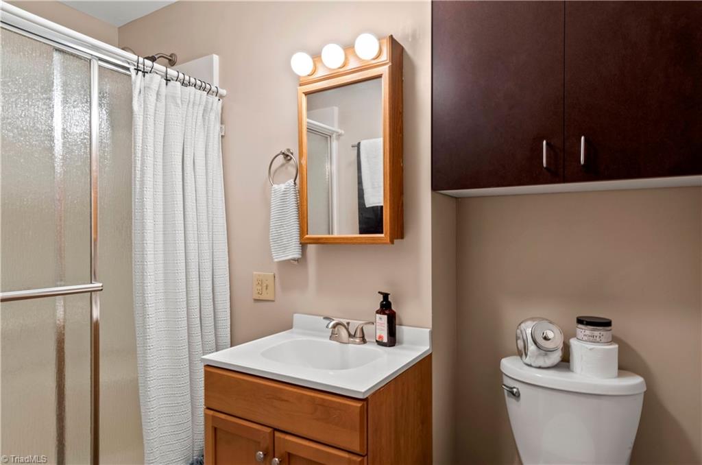 1502 Greenstreet Drive Property Photo 40
