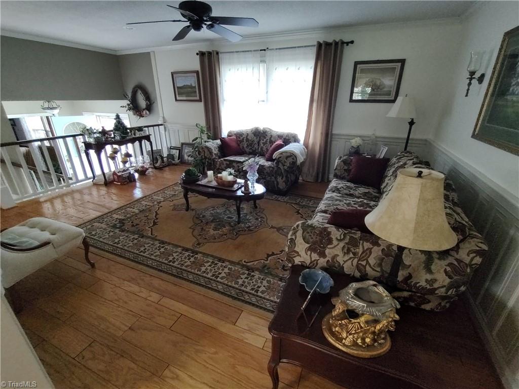 3811 Willowood Drive Property Photo 10