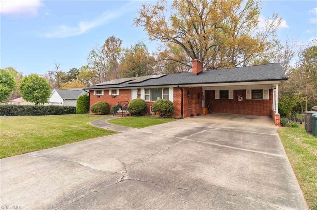 11 Swaim Drive Property Photo 2