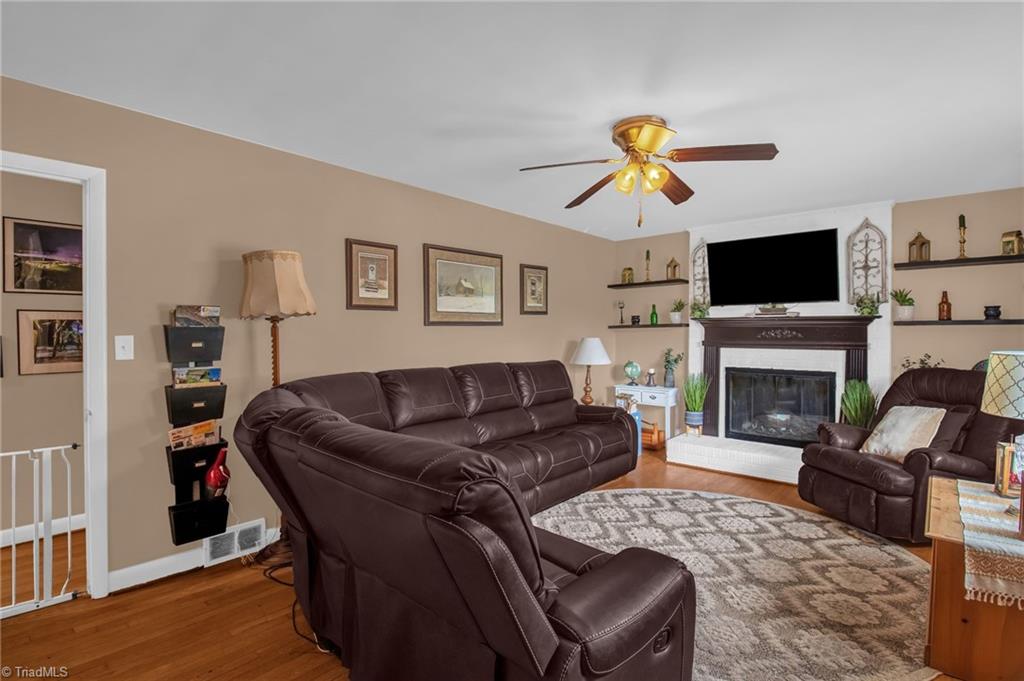 11 Swaim Drive Property Photo 3