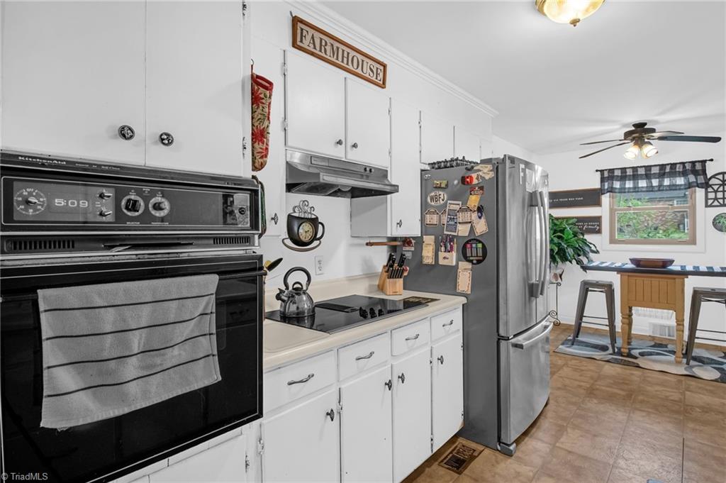 11 Swaim Drive Property Photo 10