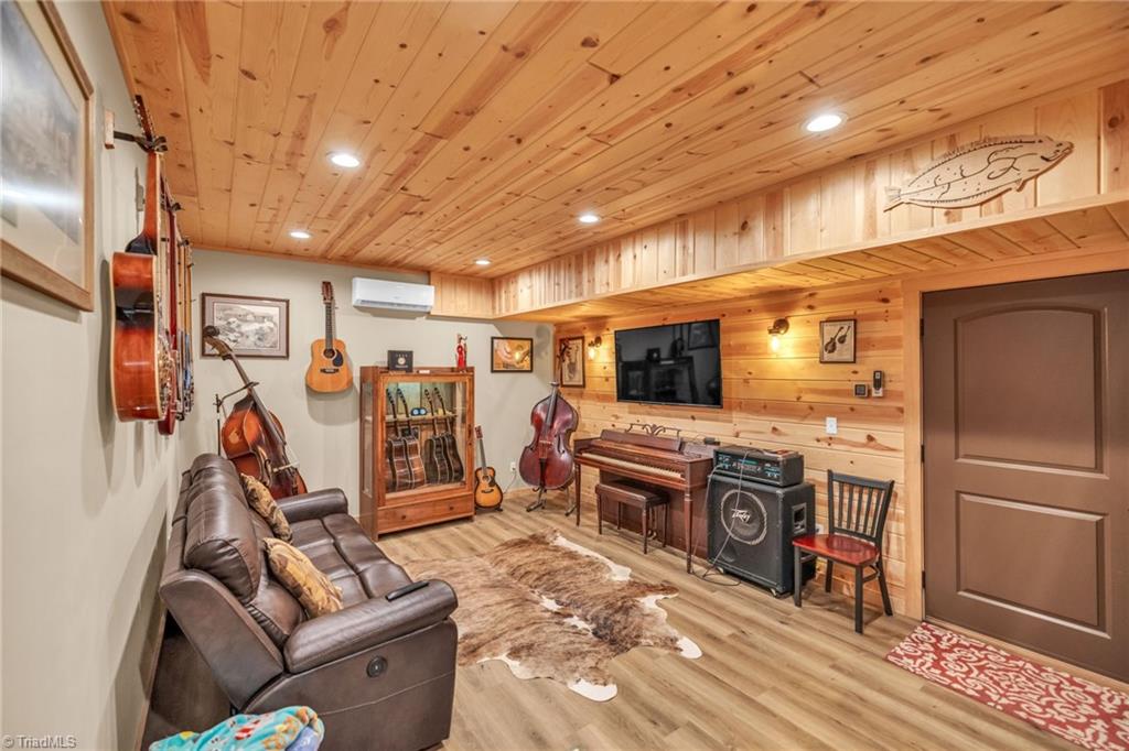 632 Big Tree Road Property Photo 36