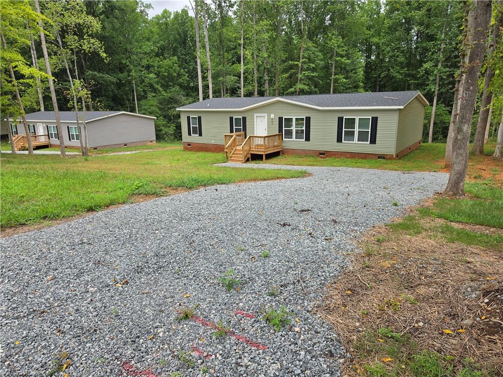 182 Briar Creek Estates Property Photo 2