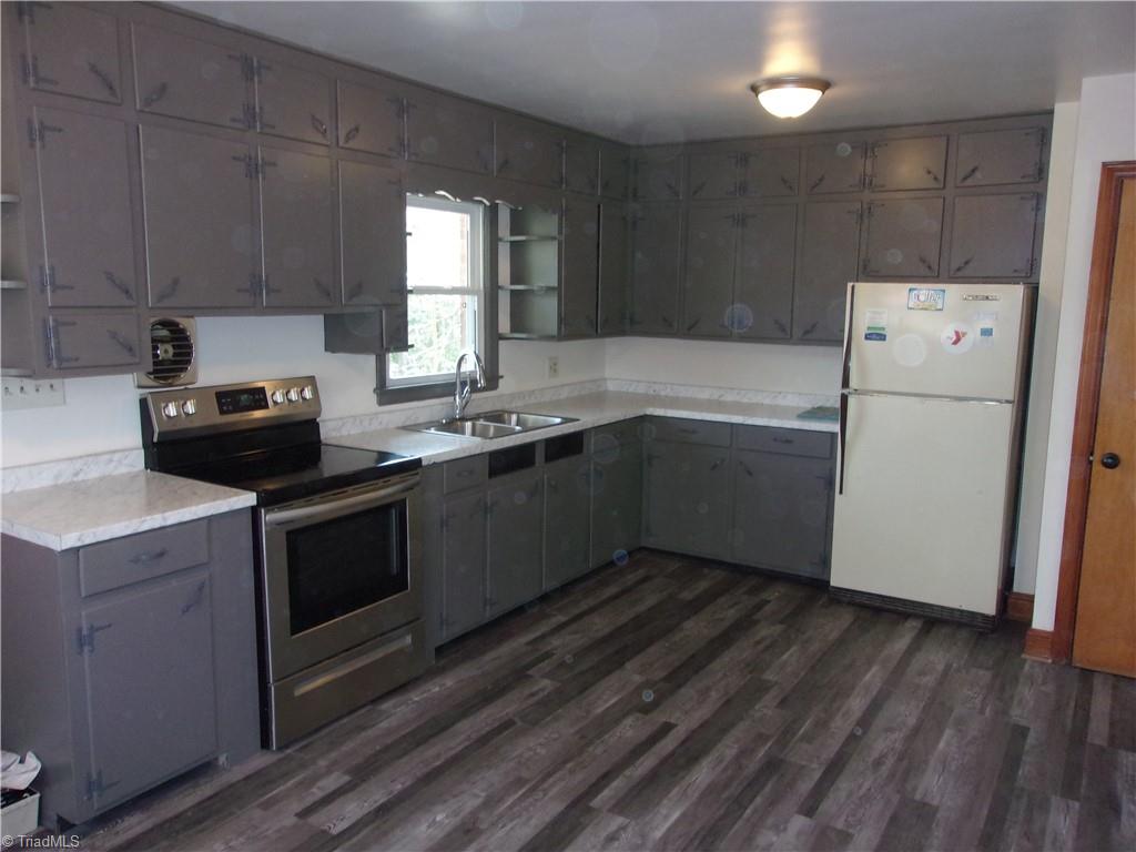 412 Peace Street Property Photo 16