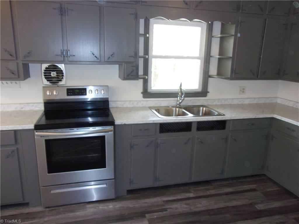412 Peace Street Property Photo 20