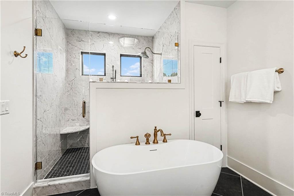 2818 Lockland Drive Property Photo 31