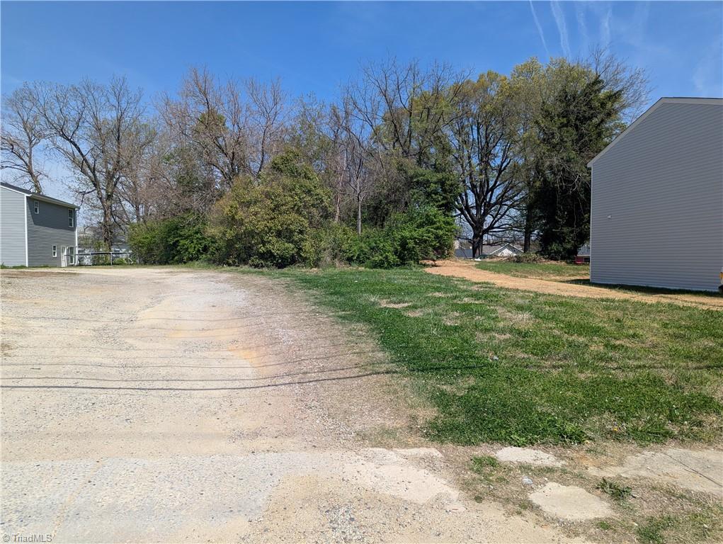 505 E Grimes Avenue Property Photo 4