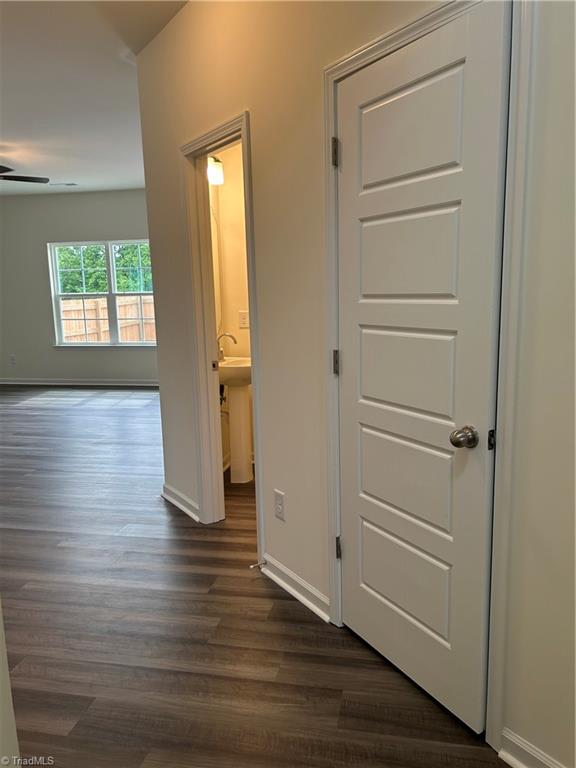 3511 Wilcox Court Property Photo 4