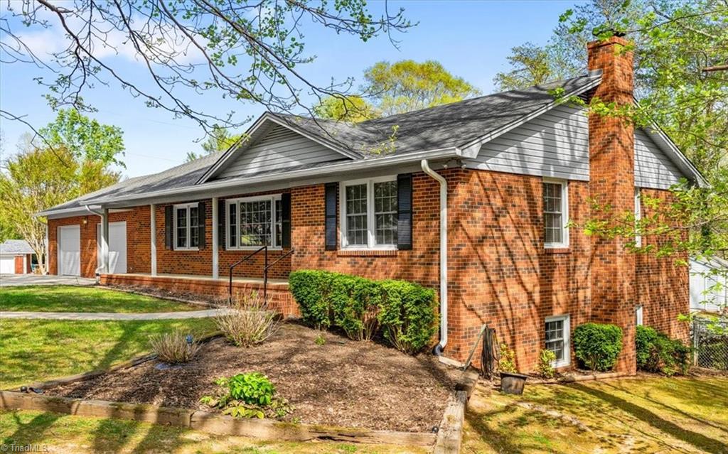 1905 Glenn Drive