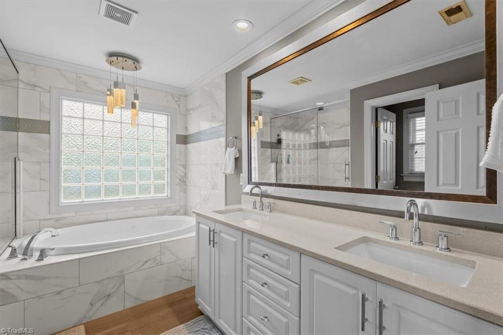 5002 Bearberry Point Property Photo 31