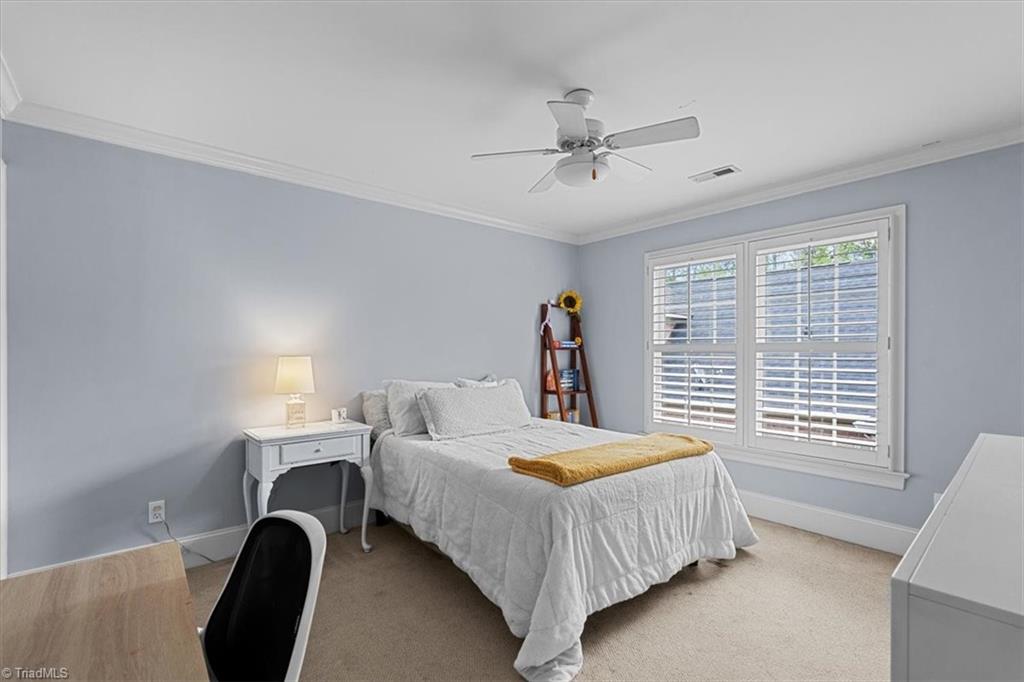 5002 Bearberry Point Property Photo 36