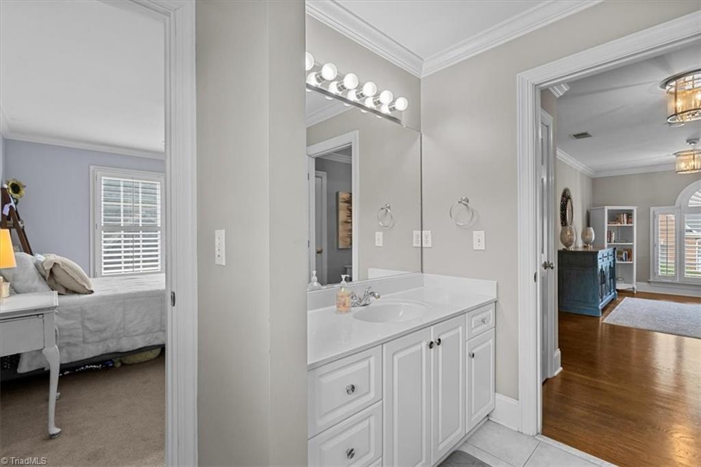 5002 Bearberry Point Property Photo 39