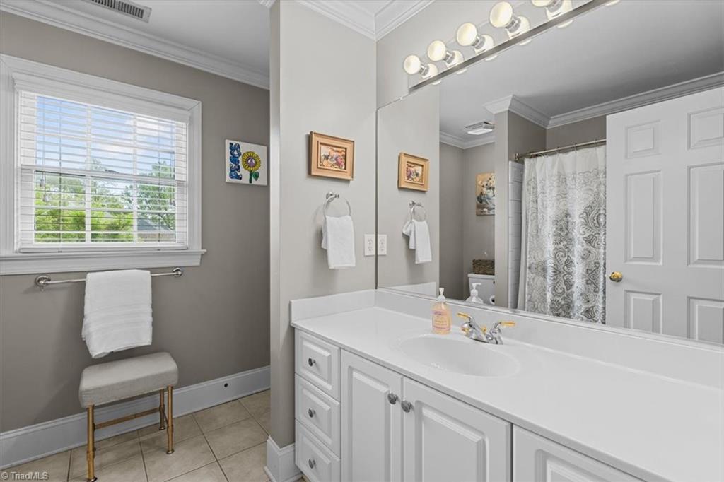 5002 Bearberry Point Property Photo 40