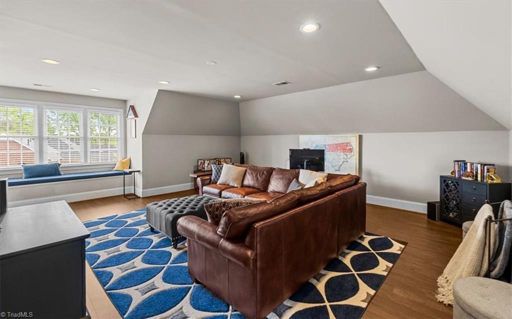 5002 Bearberry Point Property Photo 42