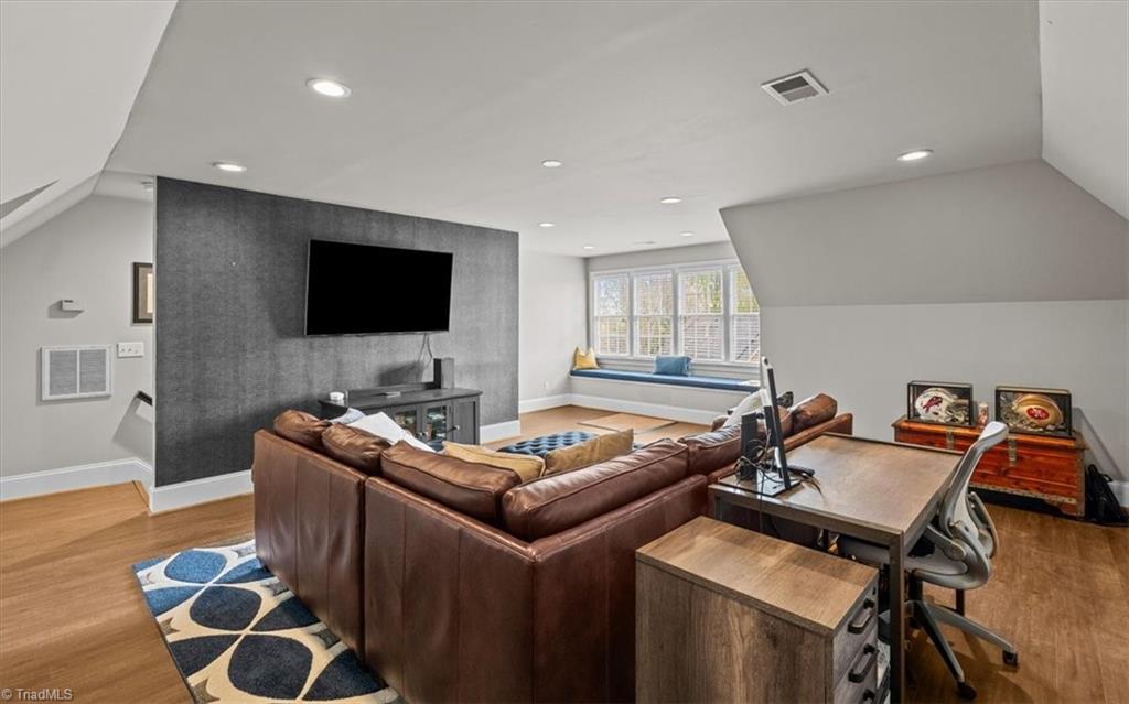5002 Bearberry Point Property Photo 43