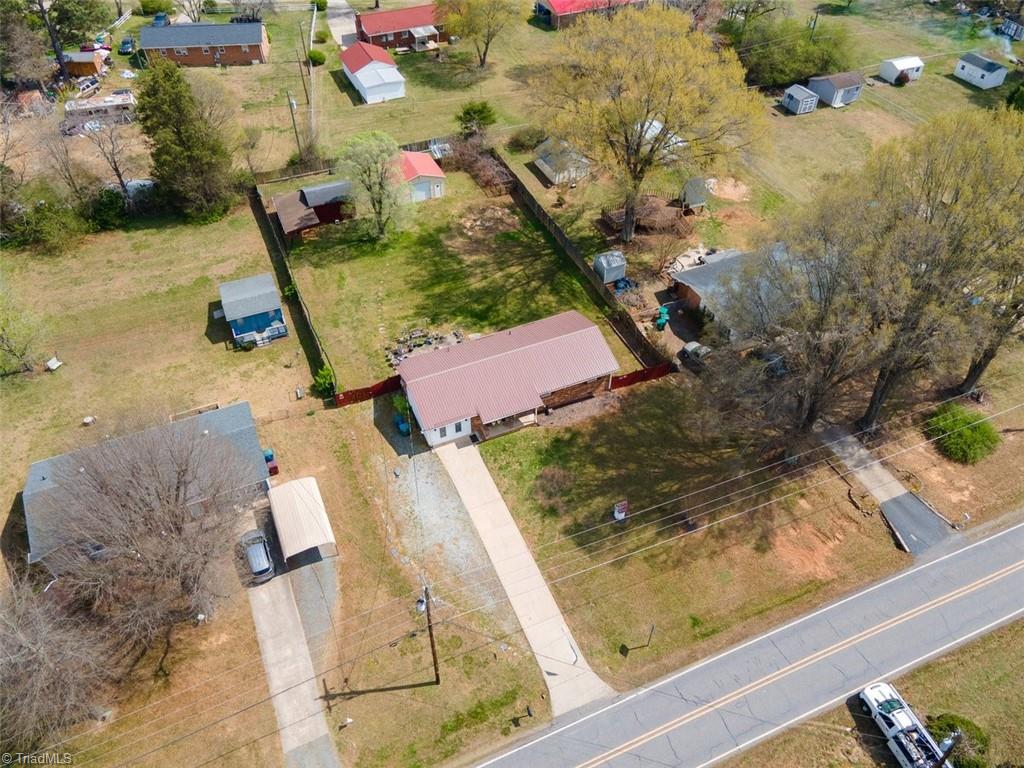 501 Roberts Road Property Photo 5