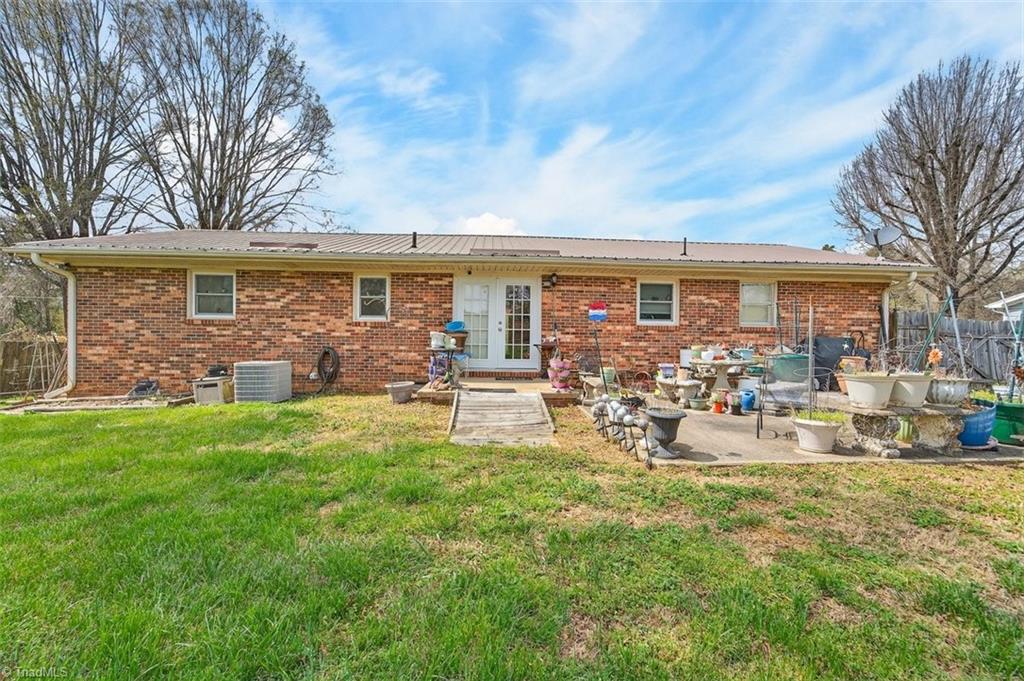 501 Roberts Road Property Photo 26