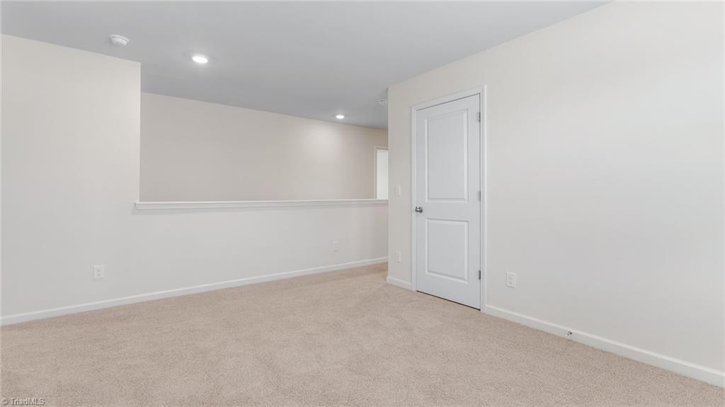 400 Jack Pine Street Property Photo 14