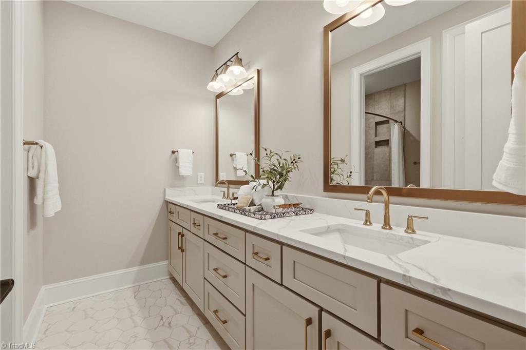 5210 N Church Street # B Property Photo 23