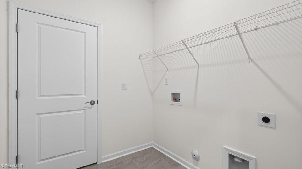 304 Sefton Drive Property Photo 6