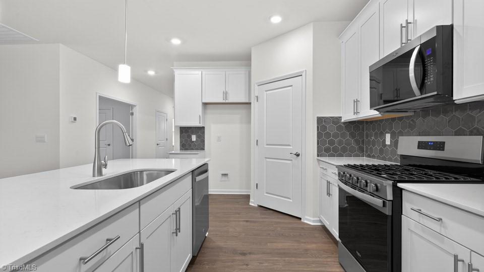 304 Sefton Drive Property Photo 11