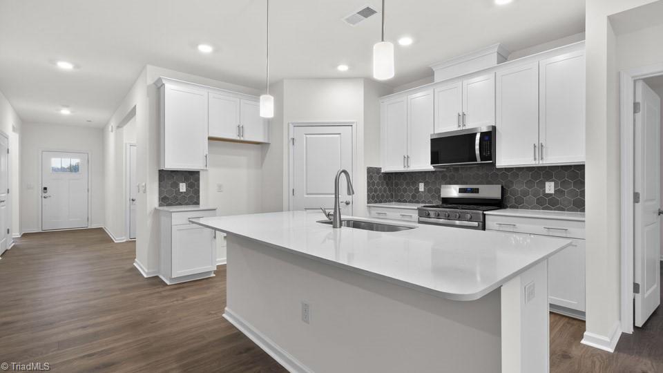 304 Sefton Drive Property Photo 13