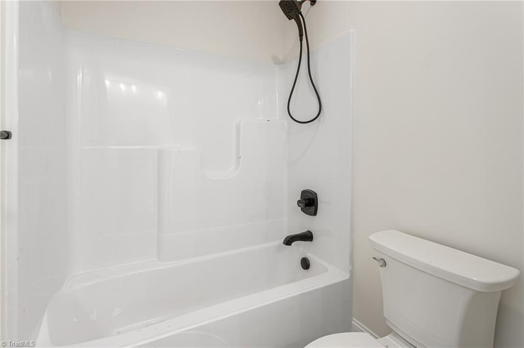 405 Ambler Road Property Photo 33