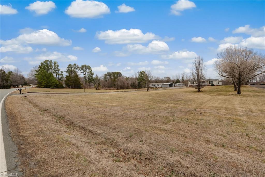 399 Ashland Road Property Photo 3