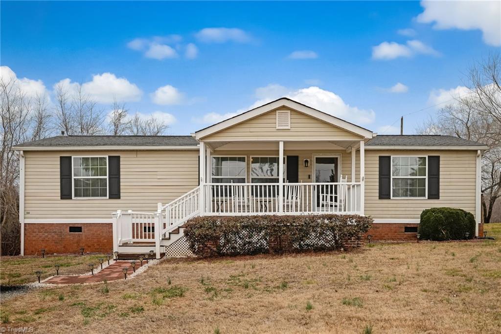 399 Ashland Road Property Photo 4