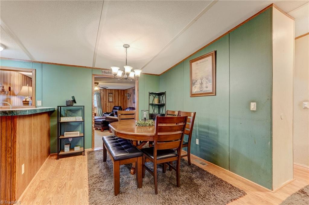 399 Ashland Road Property Photo 8