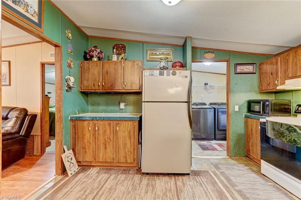 399 Ashland Road Property Photo 11