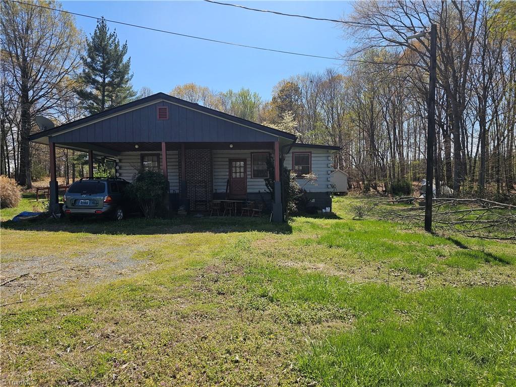 1040 Barger Road Property Photo 4