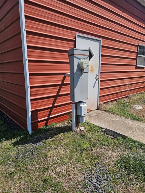1040 Barger Road Property Photo 7