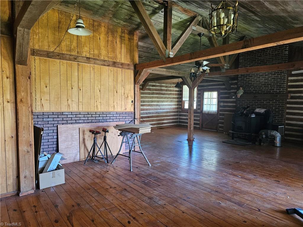 1040 Barger Road Property Photo 18