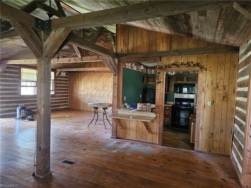1040 Barger Road Property Photo 19