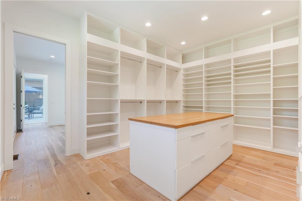 6307 Alley Ridge Way Property Photo 18