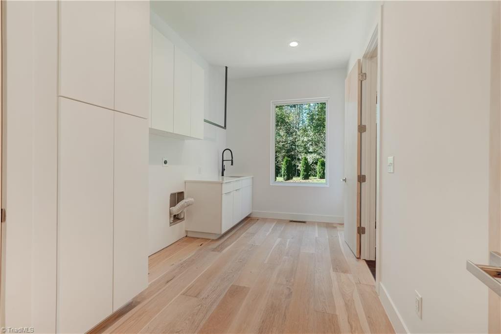 6307 Alley Ridge Way Property Photo 32