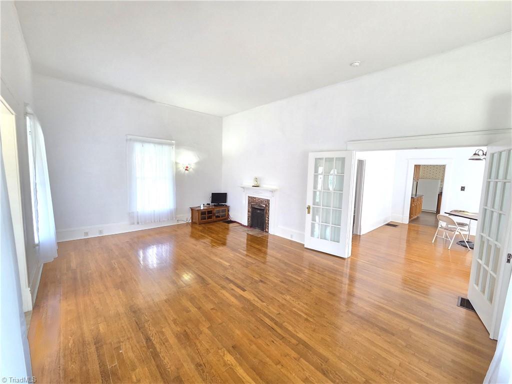 410 E Sprague Street Property Photo 2