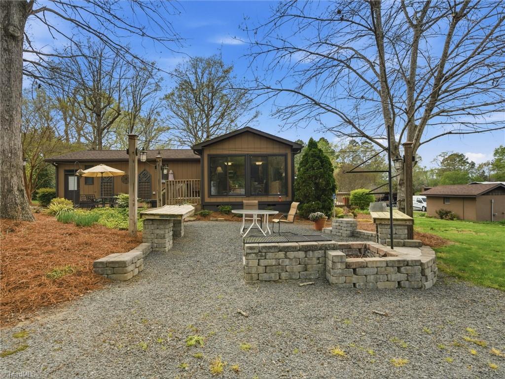 2620 Reeves Island Road Property Photo 5