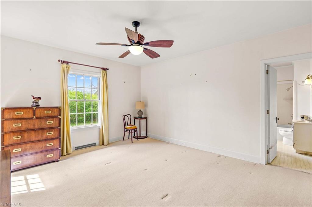 725 Mocksville Avenue Property Photo 38