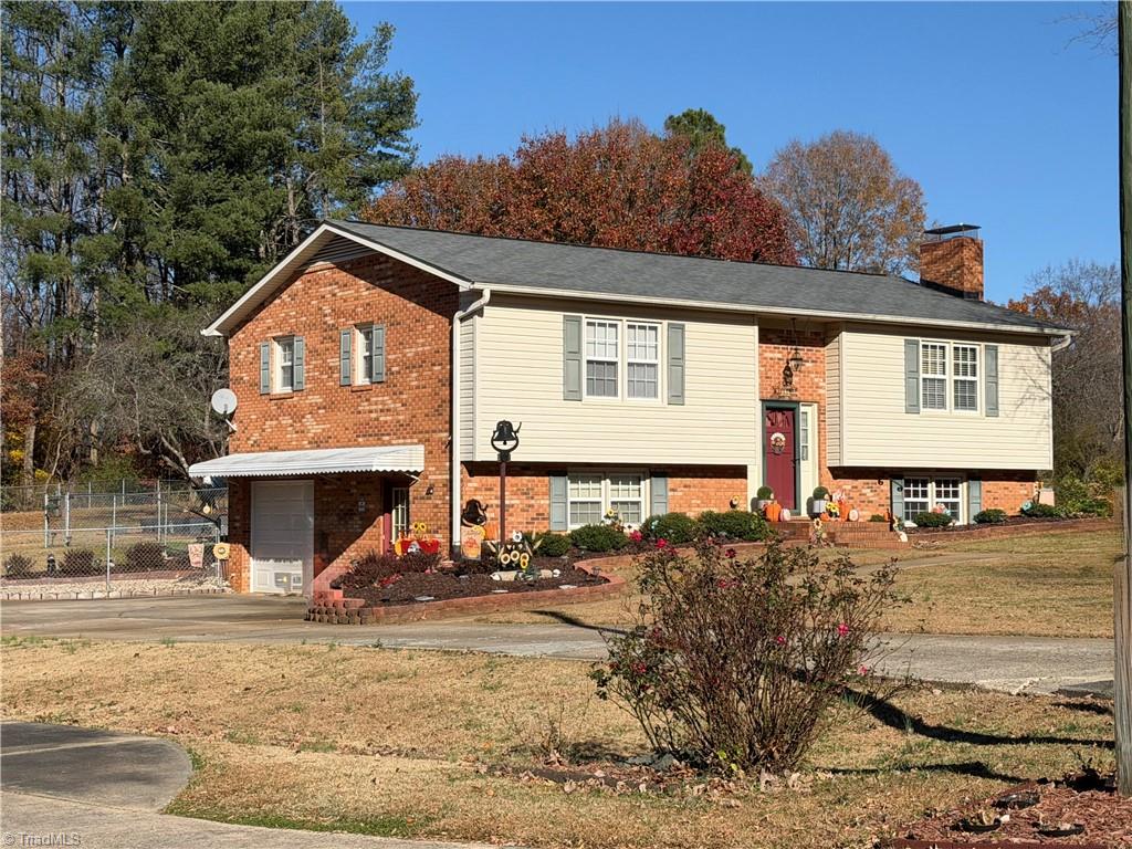 130 Winchester Drive Property Photo 1
