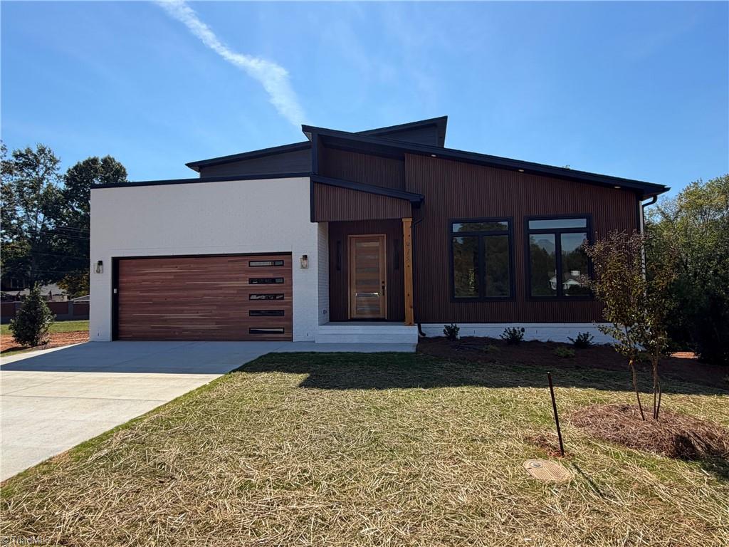 918 Passion Court Property Photo 1
