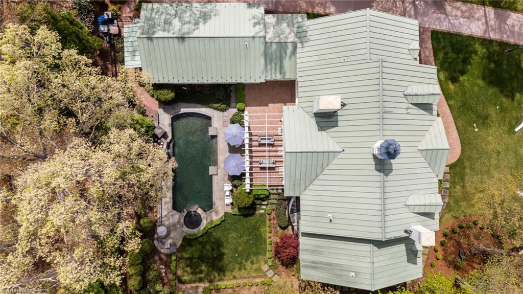 1 Captains Point Property Photo 3