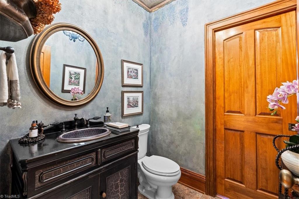 4313 Property Photo 16