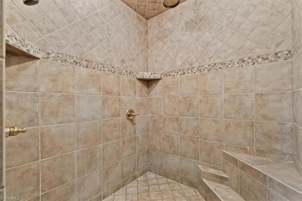 4313 Property Photo 32