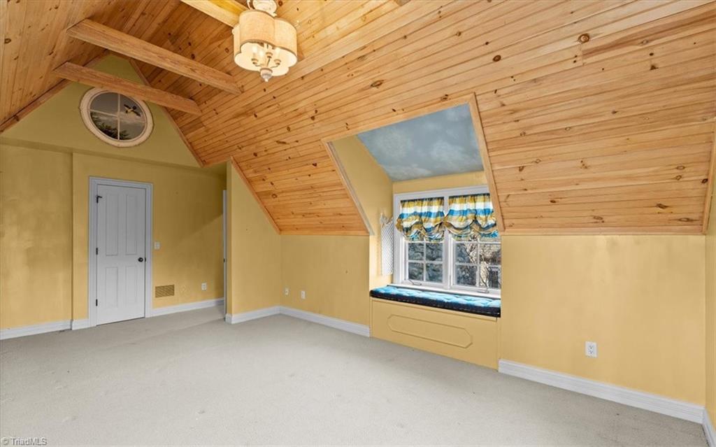 4313 Property Photo 39