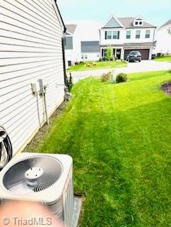 4231 Honeysuckle Vine Run Property Photo 22