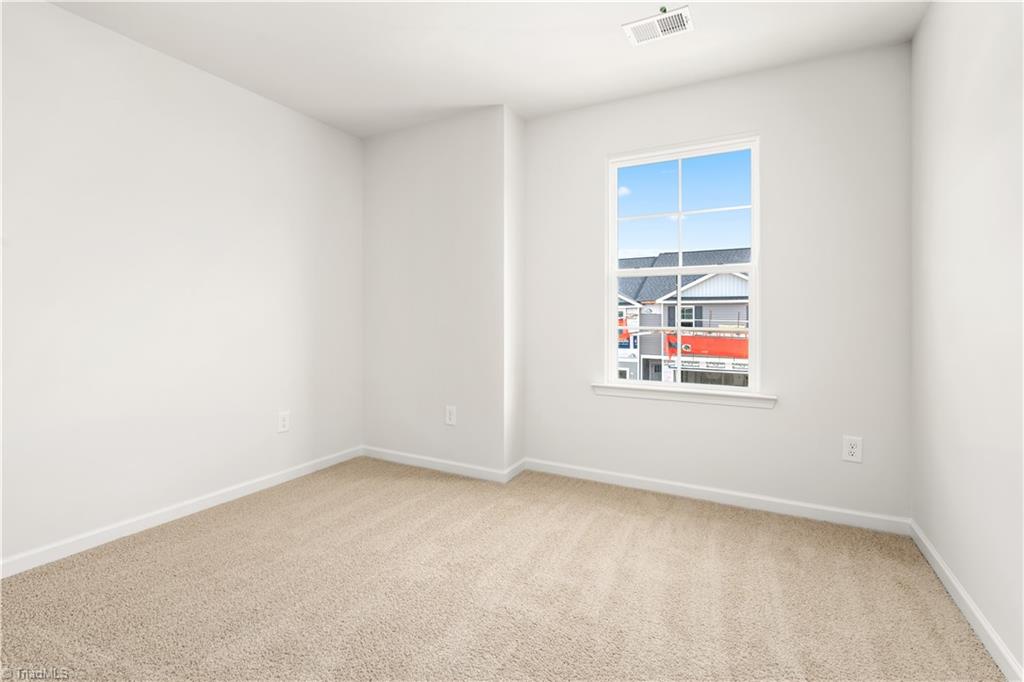 7071 Eclipse Trail Property Photo 13
