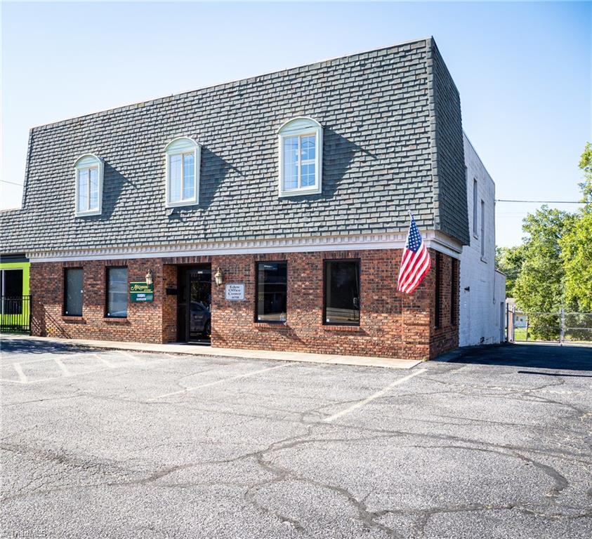 405 N Bridge Street Property Photo 2